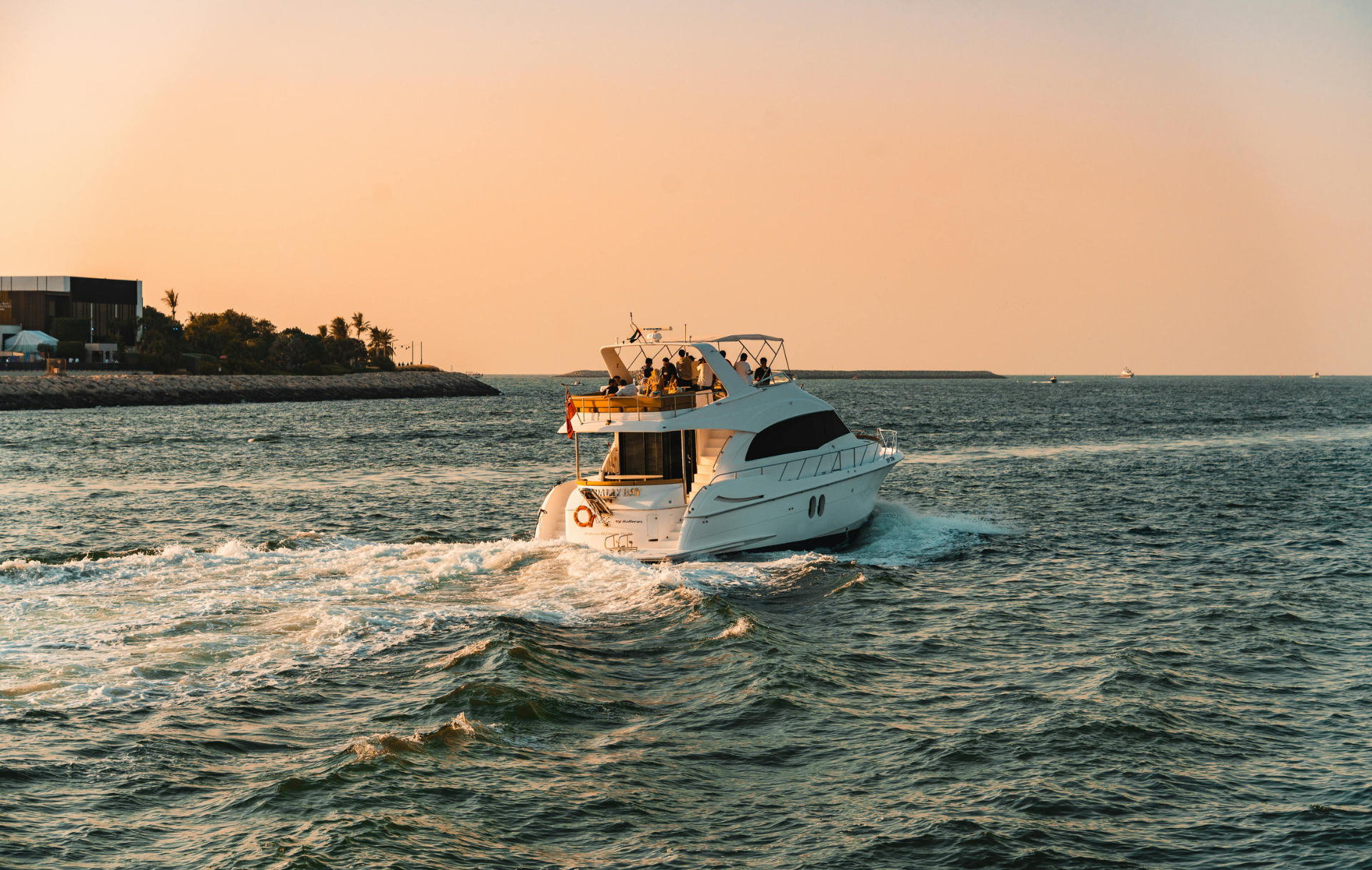 yacht