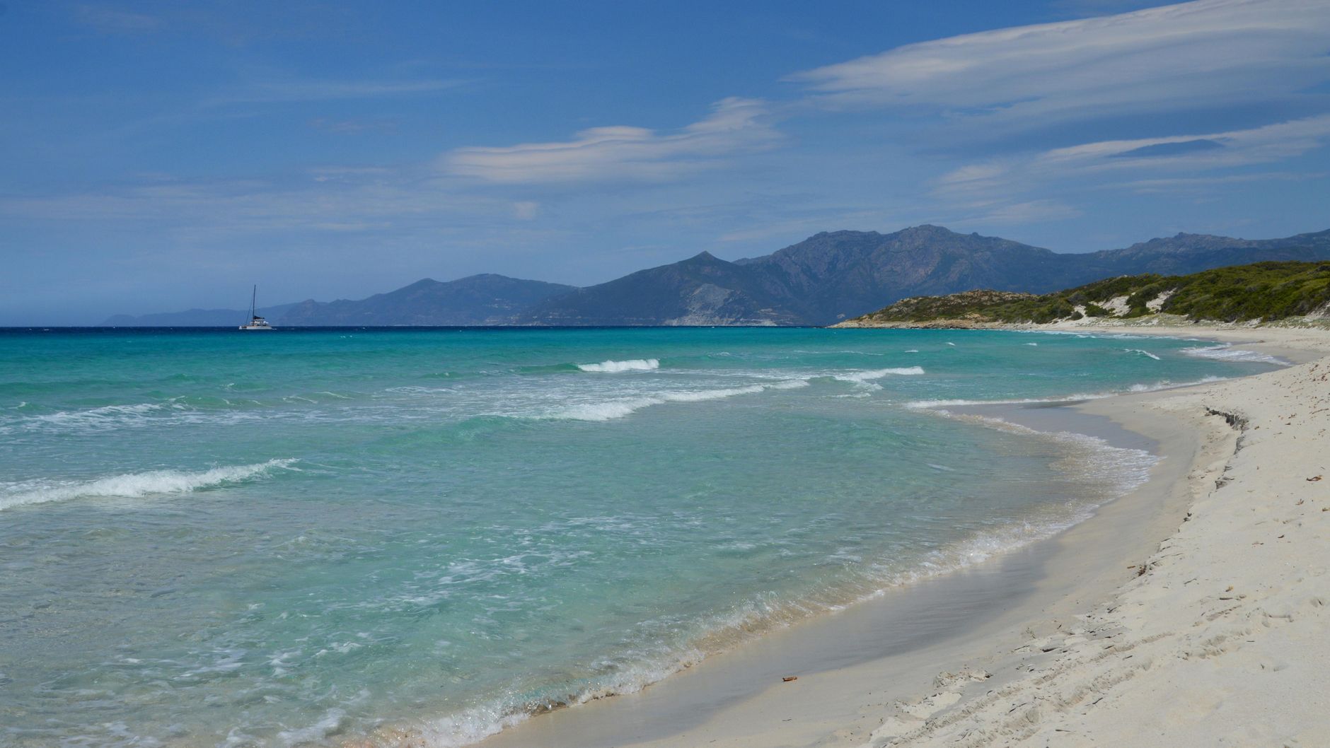 plage corse avion